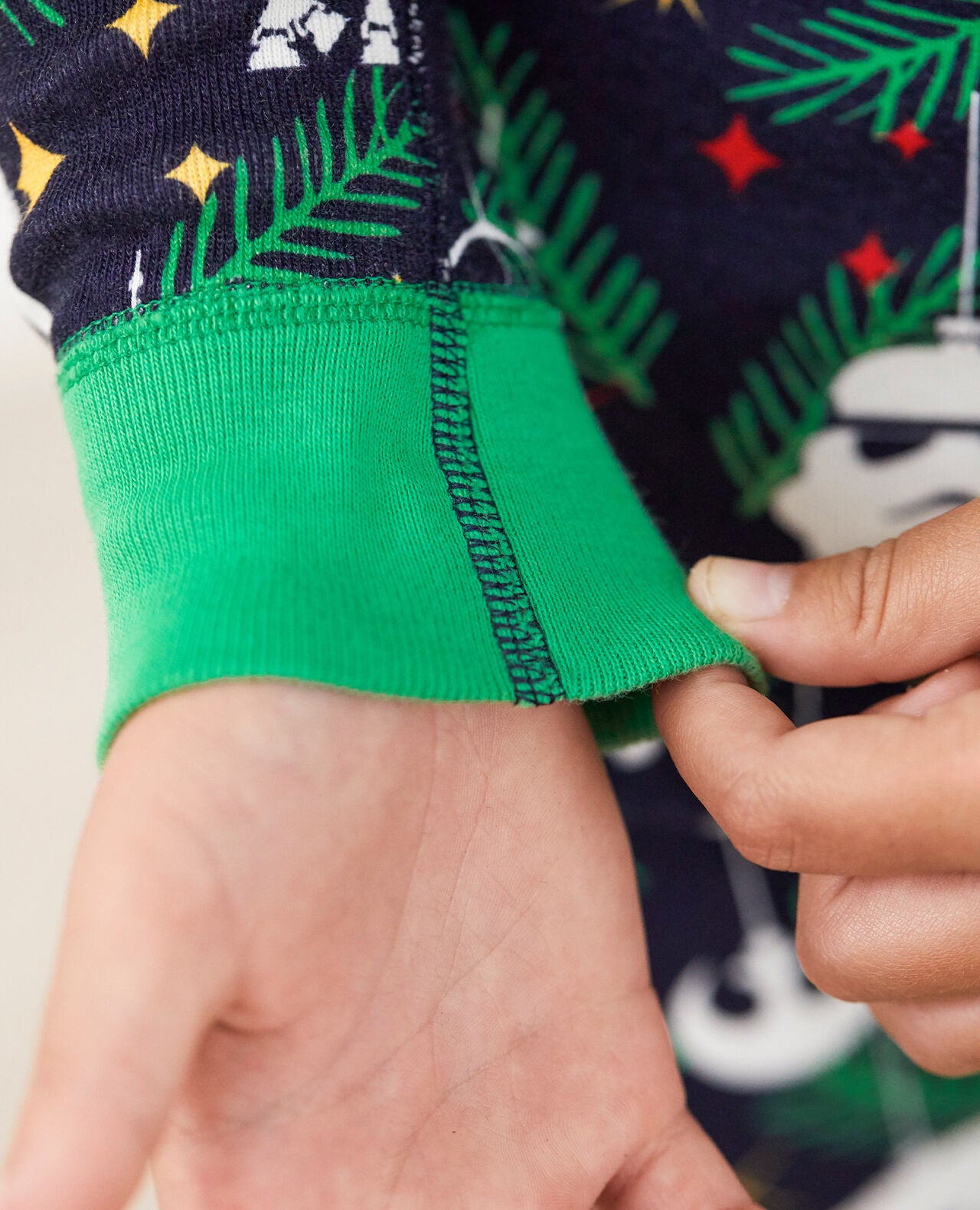 Kids STAR WARS™ Holiday Long John Pajama Set - Image 6