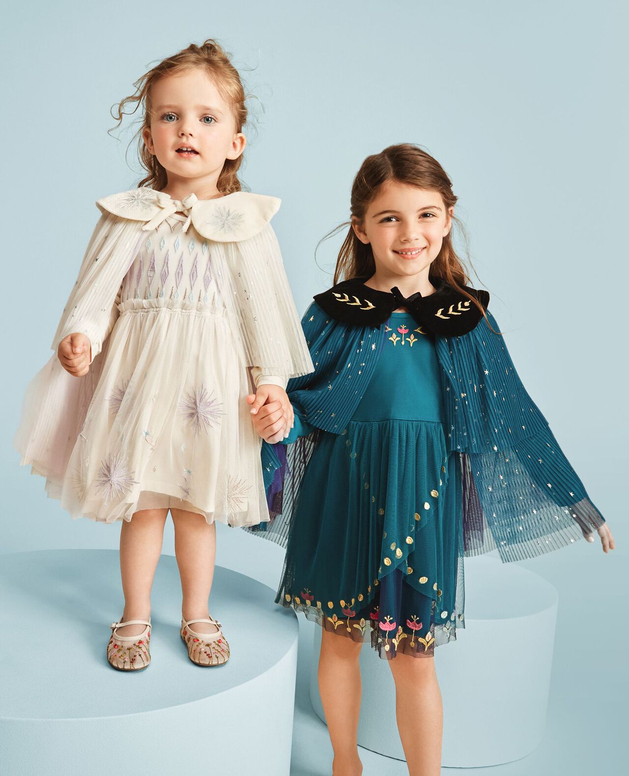 Disney Frozen Tulle Cape - Image 5