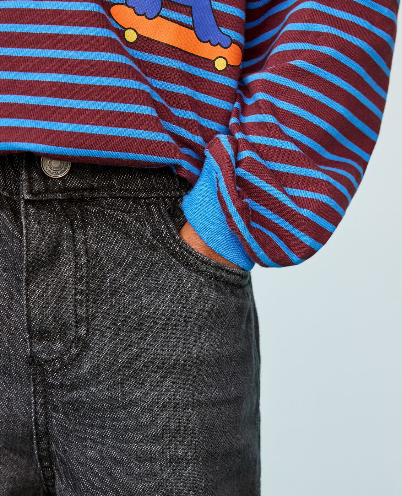 Loose Fit Jeans - Image 5