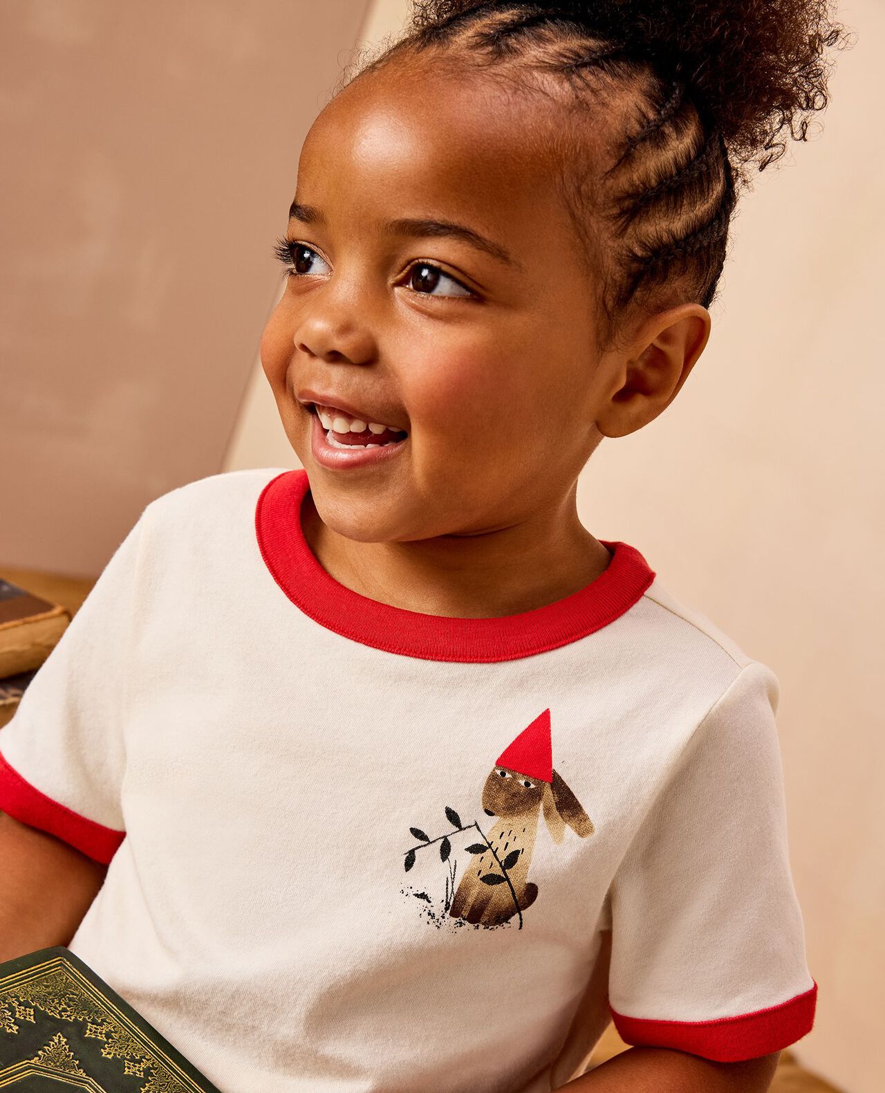 Jon Klassen Rabbit Graphic T-Shirt - Image 4